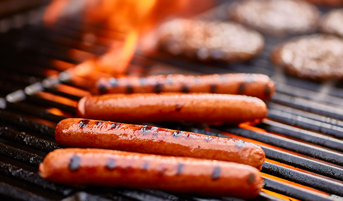 The Best Ways to Eat Hot Dogs